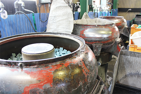 バレル研磨工程